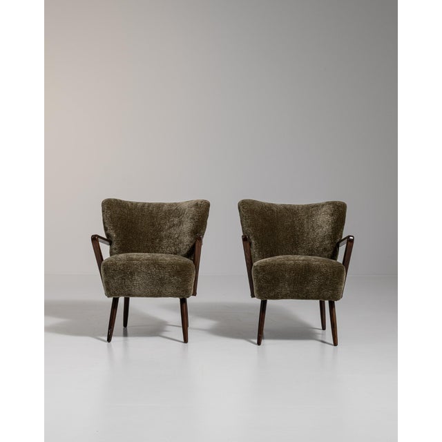 Green 1940s Mid-Century Modern Green Wood Pair of Club Chairs For Sale - Image 8 of 13