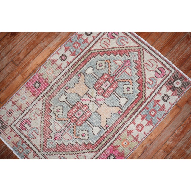 Vintage Pink Turkish Rug - 2'7" x 3'7" For Sale - Image 4 of 7