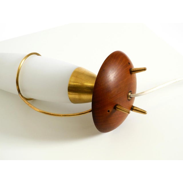 Large Mid-Century Modern Table Lamp in Brass and Teak with Frosted Glass Shade, 1950s For Sale - Image 18 of 18