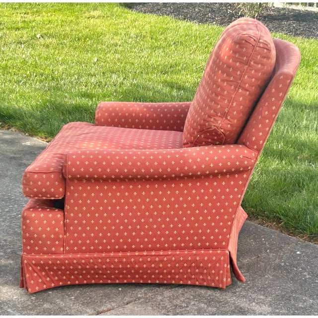 Traditional Henredon Lounge Chair Traditional Skirted Terracotta Fleur De Lis Armchair 90s For Sale - Image 3 of 13