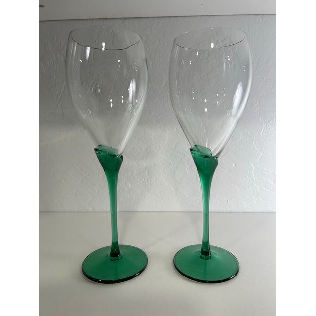 1970’s Vintage Green Stemmed Glasses, 2 Wine and 2 Martini Glasses - Set of 4 For Sale - Image 4 of 8