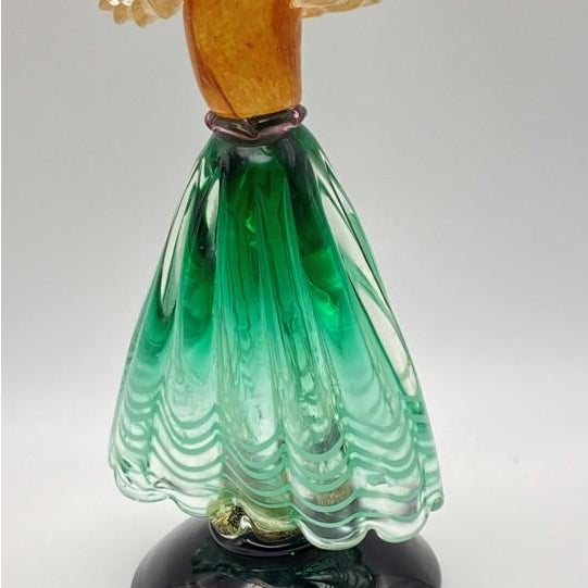 Murano Salviati Peasant Woman Wine Bearer Sculpture/Figurine With Gold Flecks and Gold Leaf (Vintage 1960s) For Sale - Image 11 of 18