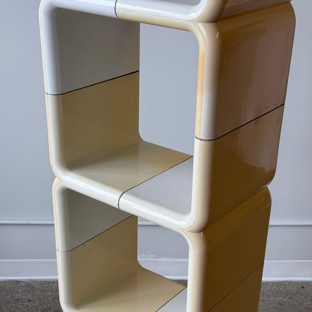 Mid-Century Modern 1970s Umbo Modular Shelving Unit by Kay LeRoy Ruggles for Directional For Sale - Image 3 of 6