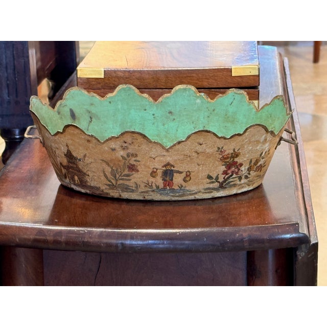 Metal 19th Century Painted Tôle Monteith With Chinoiserie Figural Scene For Sale - Image 7 of 8
