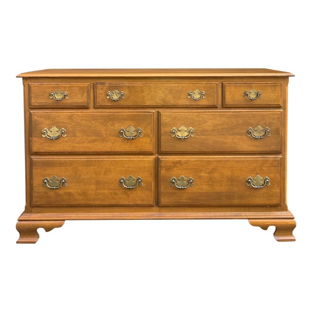 Vintage Ethan Allen Heirloom Collection Chippendale Solid Nutmeg Maple