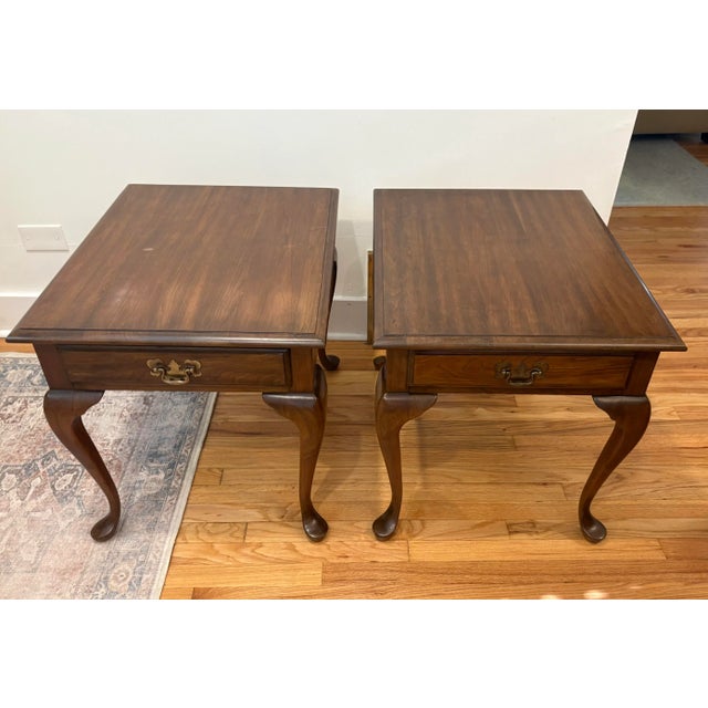 1990s 1990s Pennsylvania House Queen Anne Style End Tables, a Pair For Sale - Image 5 of 12