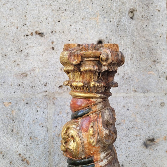 Solomonic Columns in Carved, Gilded and Polychrome Wood, 18th Century, Set of 2 For Sale - Image 11 of 18