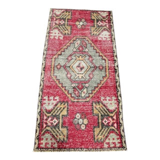 Turkish Yastik Rug 1'8" x 3'1" For Sale