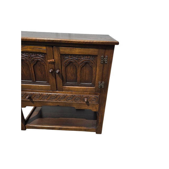 1980s 1980s Ethan Allan Charter Oak Jacobean Server Sideboard Bar Cabinet Made in England For Sale - Image 5 of 16