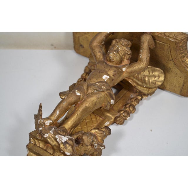 France XVIIIth Century Small Wall Bracket in Stuccoed and Gilded Wood, the Scalloped Top Supported by Zéphir For Sale - Image 12 of 13