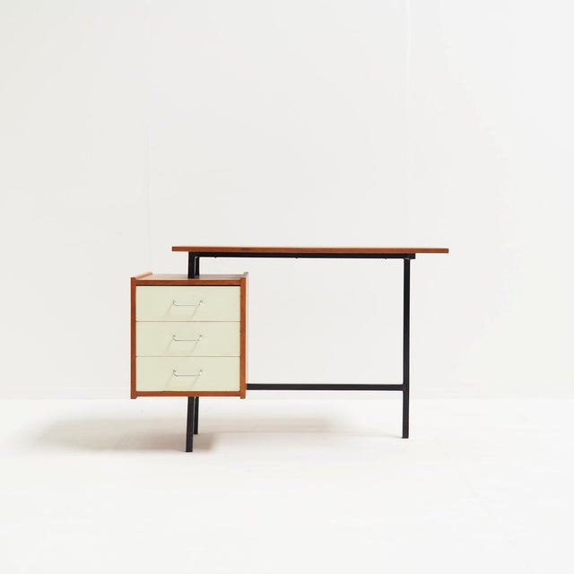 Pastoe Mid-Century Functionalism Dutch Desk by Pastoe, 1950s For Sale - Image 4 of 13