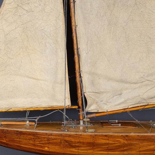 Brown Vintage 20th Century Large English Sloop Pond Yacht, 1940s For Sale - Image 8 of 18