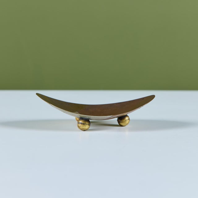 Mid 20th Century Metales Casado Mexican Brass and Copper Dish For Sale - Image 5 of 15