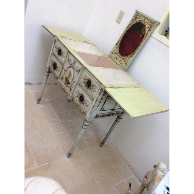 18th Century Italian Vanity Dressing Table For Sale In San Antonio - Image 6 of 10