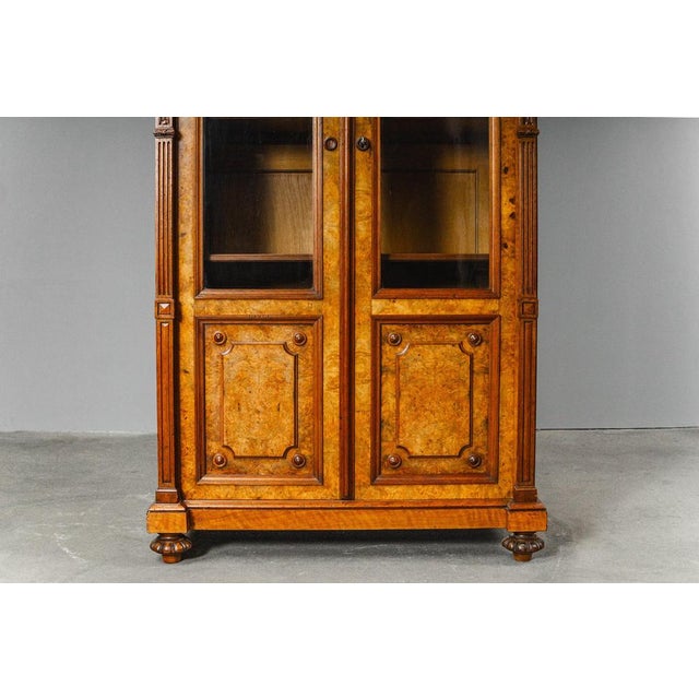 Brown Bookcase in Oak For Sale - Image 8 of 17