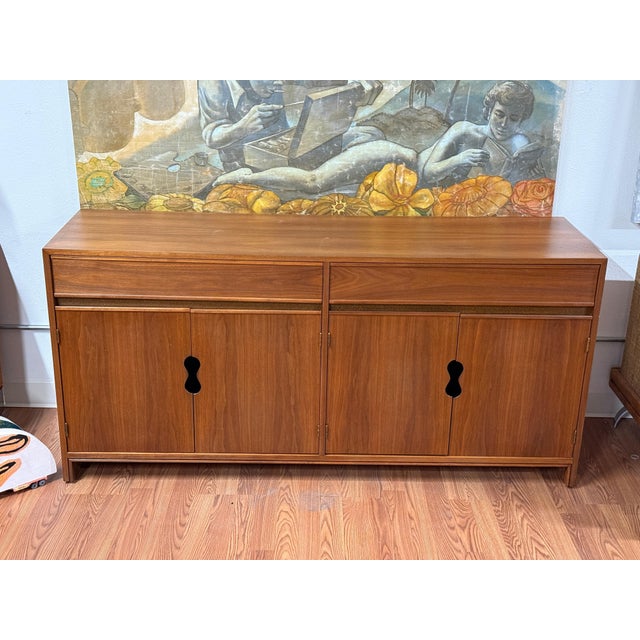 Brown 1950s Keyhole Credenza by Brown Saltman Likely Designed by Paul Laszlo For Sale - Image 8 of 18