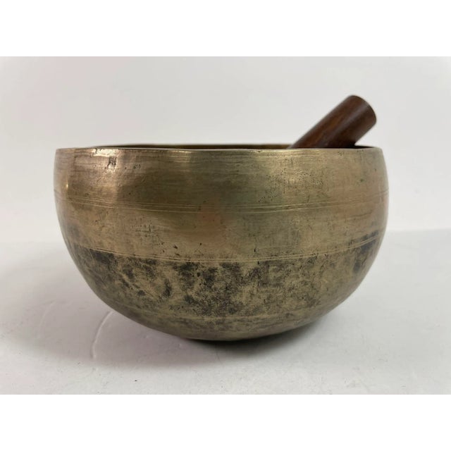 Asian Bronze Singing Hammered Bowl 1950s For Sale - Image 11 of 12