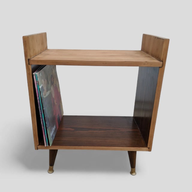 Mid 20th Century Vintage Mid Century Modern Turntable Record Player and Album Storage Cabinet Side Table For Sale - Image 5 of 13