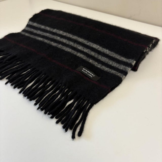 Burberry Black Label 100% Cashmere Scarf For Sale - Image 13 of 15