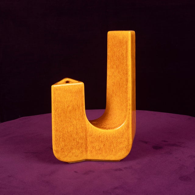 Space Age Sculptural Amber Ceramic Vase, Italy, 1970 For Sale - Image 4 of 18