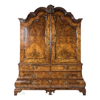 Dutch Burr Walnut Cabinet, 1740 For Sale