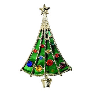1970s Vintage Hollywood Regency Boho Chic Americana Christmas Tree Bejeweled Brooch, Beatrix Jewelry For Sale
