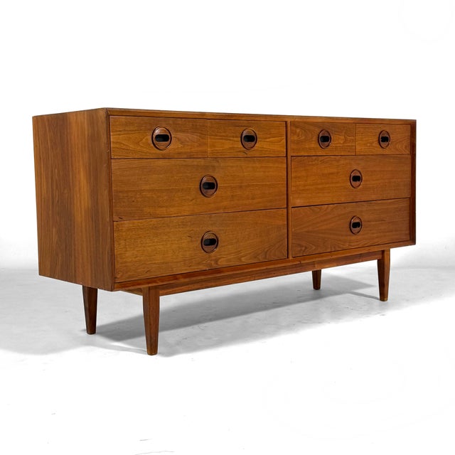 This lovely design by Jack Cartwright from his "Decorum" line for Founders has a terrific scale a nice composition of...