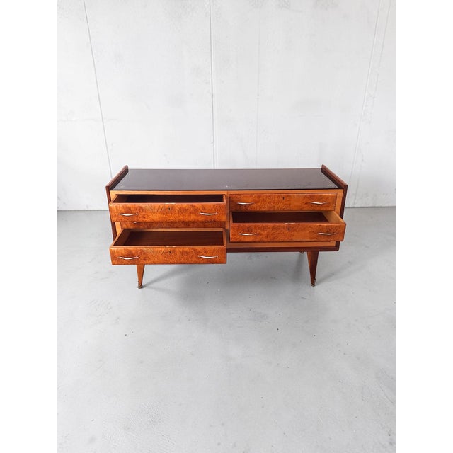 Mid-Century Modern Mid-Century Chest of Drawers in Wood, Glass and Brass, Italy, 1950s For Sale - Image 3 of 7