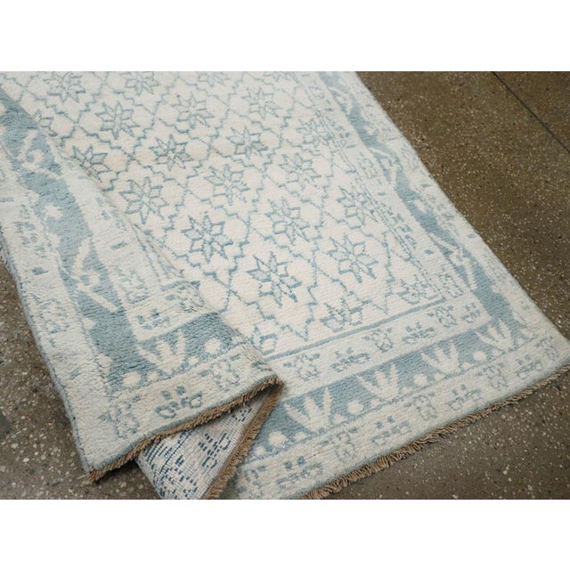 Sky Blue Galerie Shabab Collection Mid-20th Century Indian Cotton Agra Rug For Sale - Image 8 of 9