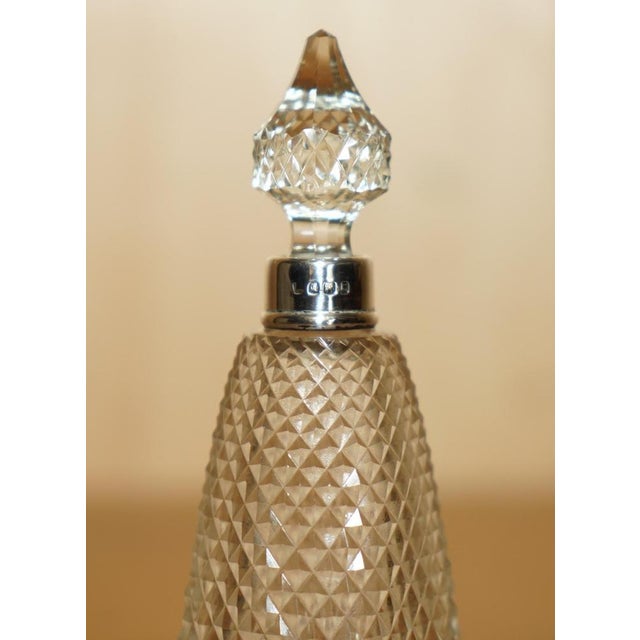Antique Sterling Silver Perfume Bottle in Cut Glass Crystal, 1890 For Sale - Image 3 of 16