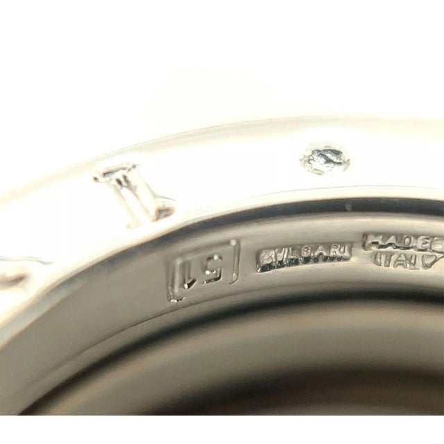 Metal 25174 - Bvlgari B.zero1 Three-Band Ring in 18k White Gold - Size 51 For Sale - Image 7 of 7