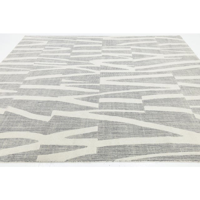 2020s 8x10 Abstract Geometric Modern Flatweave Rug - Hand-Knotted Ivory & Slate Wool For Sale - Image 5 of 10