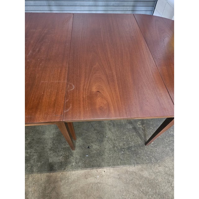 Kittinger Williamsburg Mahogany Three Part Extendable Banquet Dining Room Table For Sale - Image 9 of 15
