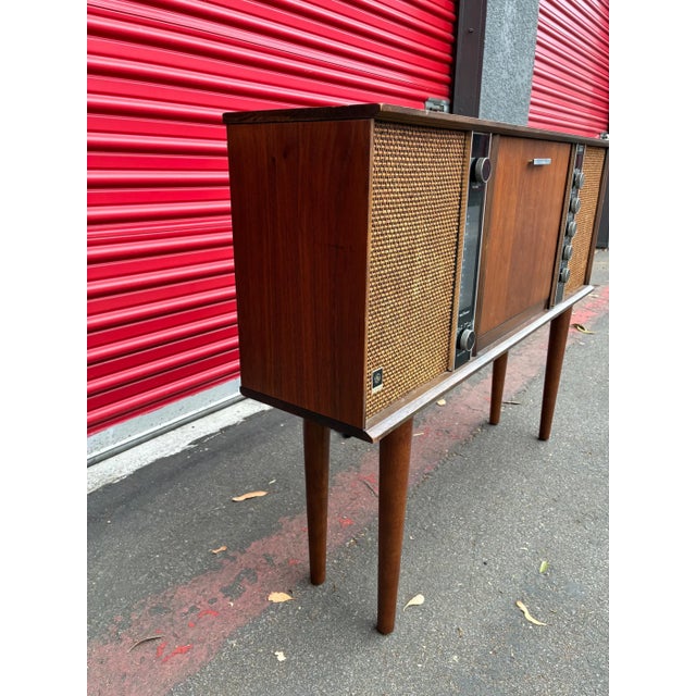 Vintage Mid Century Stereo Console by GE/General Electric-Bluetooth Ready! For Sale In San Diego - Image 6 of 9