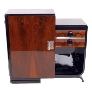 Art Deco Sideboard in Black High-Gloss Lacquer and Walnut, 1930s For Sale