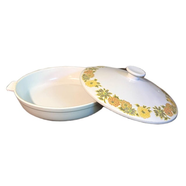 Vintage 1960s Noritake Sunny Side Covered Casserole Skillet - Yellow Floral This is a lidded 10" casserole in Noritake's...