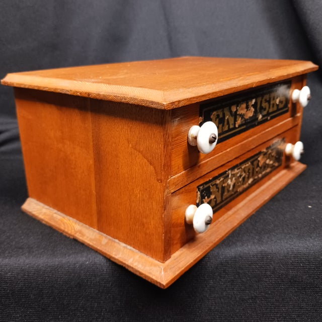 English's Needles Antique Miniature Tabletop Oak & Pine Spool Cabinet For Sale - Image 4 of 17