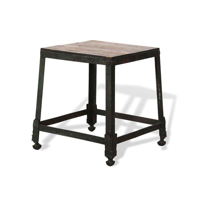 Vintage Iron Coffee Table, 1920s, in Good conditions. Designed 1920 to 1949