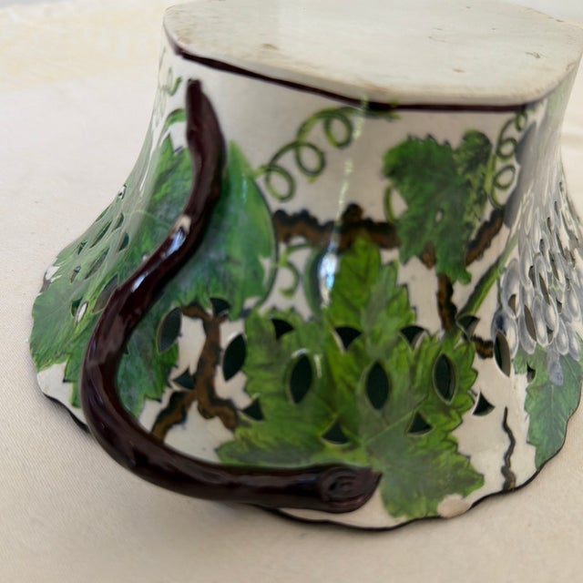 Early 19th-Century English Staffordshire Pearlware Reticulated Chestnut Basket, Circa 1820–1835 For Sale In Boise - Image 6 of 15