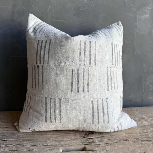 Vintage Mudcloth style pillow Pacthwork style with gray stripes Size: 21x21 Zipper closure Includes down / feather insert