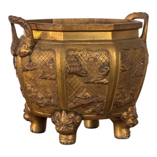 Japanese Meiji Bronze Octagonal Jardinière, 19th Century For Sale
