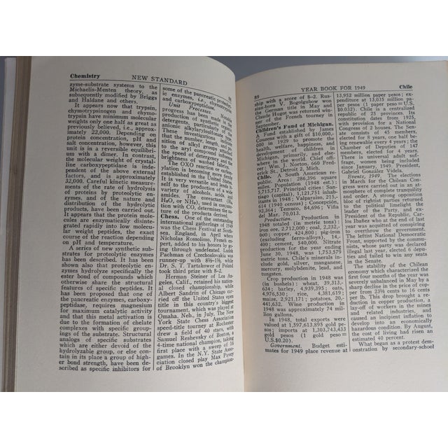 Mid 20th Century Vintage 1948–1955 Funk & Wagnalls Encyclopedia Yearbooks – Set of 3 Green Books For Sale - Image 5 of 12