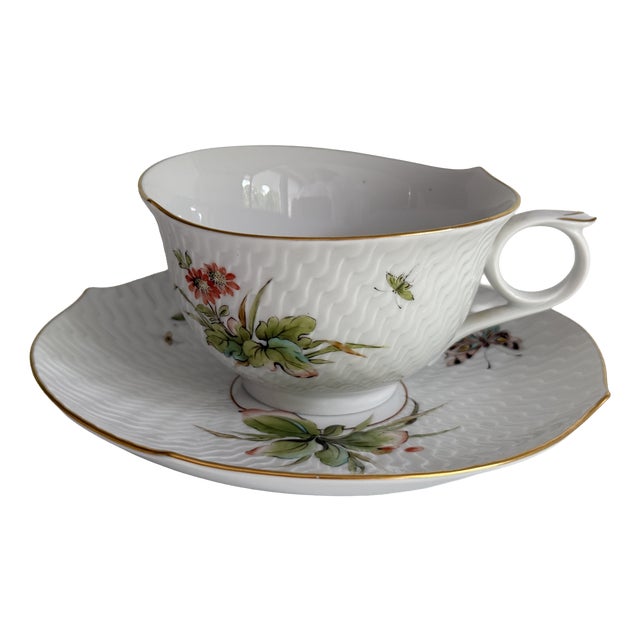 Form Wellenspiel with Relief Decor Summer Meadow Tea Cup with Saucer from Meissen, 1990s, Set of 2 For Sale