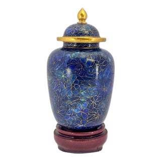 Late 1960s–1970s Jingfa Beijing Cloisonné Ginger Jar With Stand For Sale