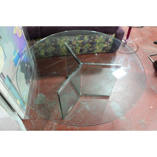 Leon Rosen for Pace glass and chrome dining table 1970s mid-century modern minor chips and scratches. Diameter: 60in...