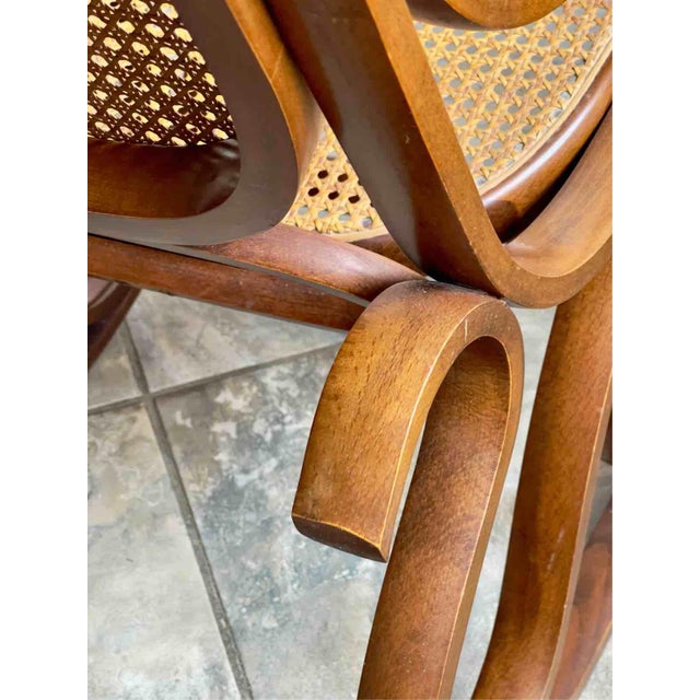 Vintage Rocking Chair in Bent Beech and Vienna Straw in the style of Thonet, 1970s For Sale - Image 14 of 18