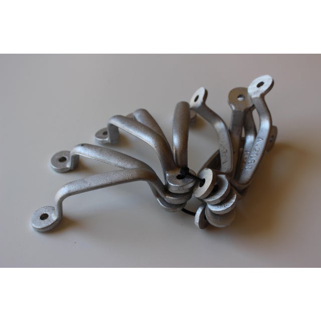 Set of 10, French Industrial Cast Aluminum Drawer Pulls For Sale In Saint Louis - Image 6 of 8