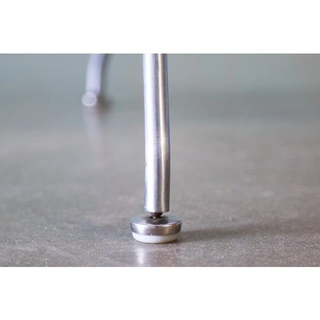 White 1960s White Attributed Knoll Womb Chair and Ottoman Holly Hunt Eero Saarinen Mid Century Modern For Sale - Image 8 of 13