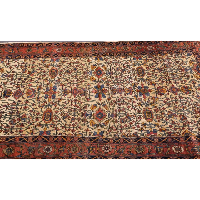 Antique Persian Farahan Sarouk Rug 4'2'' X 6'6'' For Sale In New York - Image 6 of 9