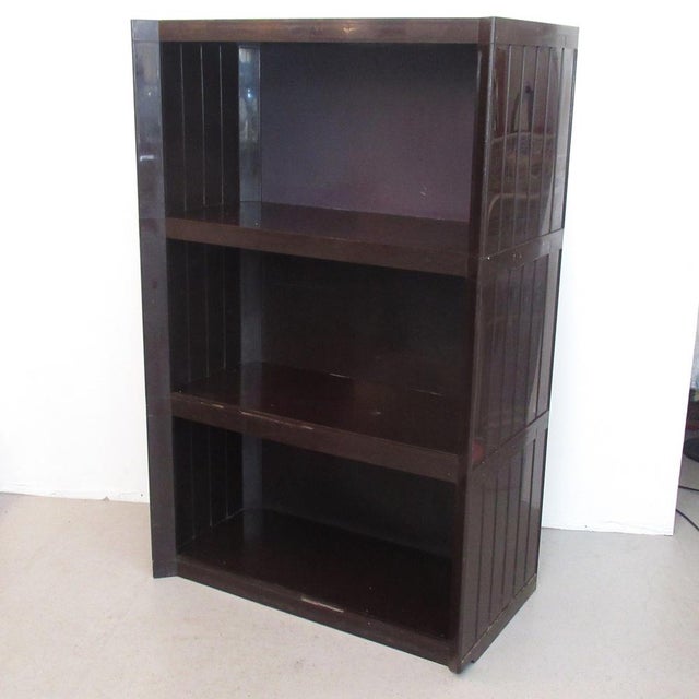 Multipla Shelf by Vandenbeuck for Strässle, 1960s, in Very Good conditions. Designed 1970 to 1979 This piece has an...